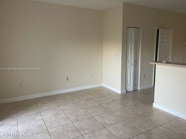 Building Photo - 3 br, 2 bath House - 1485 NE 33rd Rd # 106-1
