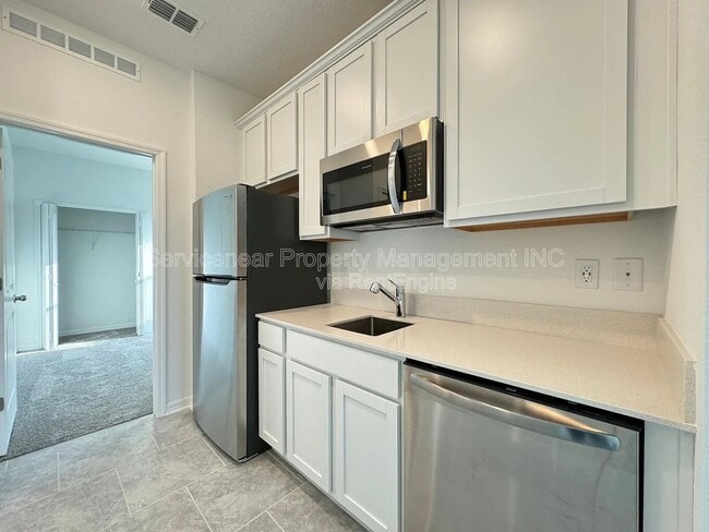 Building Photo - 5298 Diamondleaf Dr