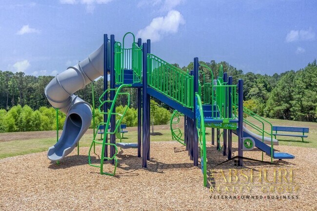 Building Photo - 2123 Water Marsh Trl