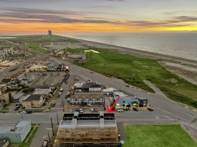 Building Photo - 801 Avenue K