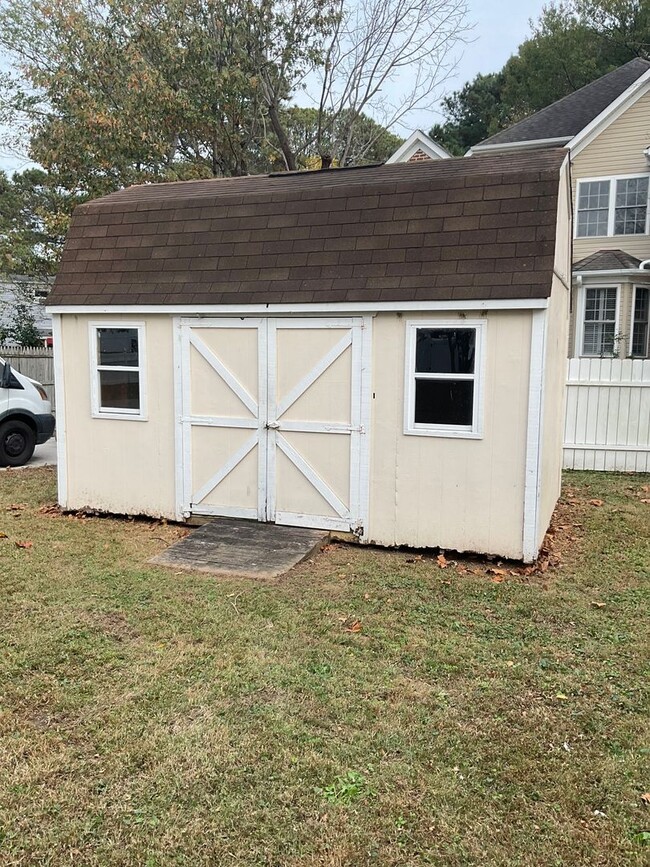 Building Photo - TWO STORY COLONIAL WITH A LARGE BACKYARD