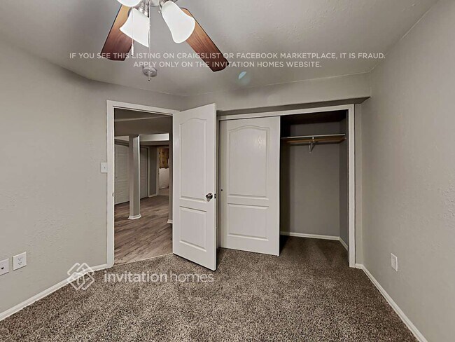 Building Photo - 6010 Grapevine Dr