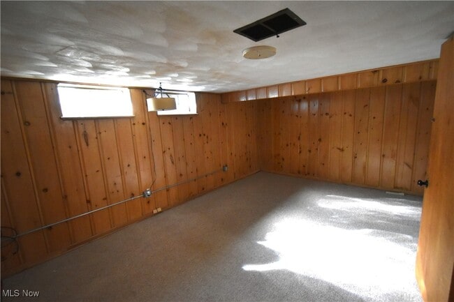 Building Photo - 2761 Forestview Ave