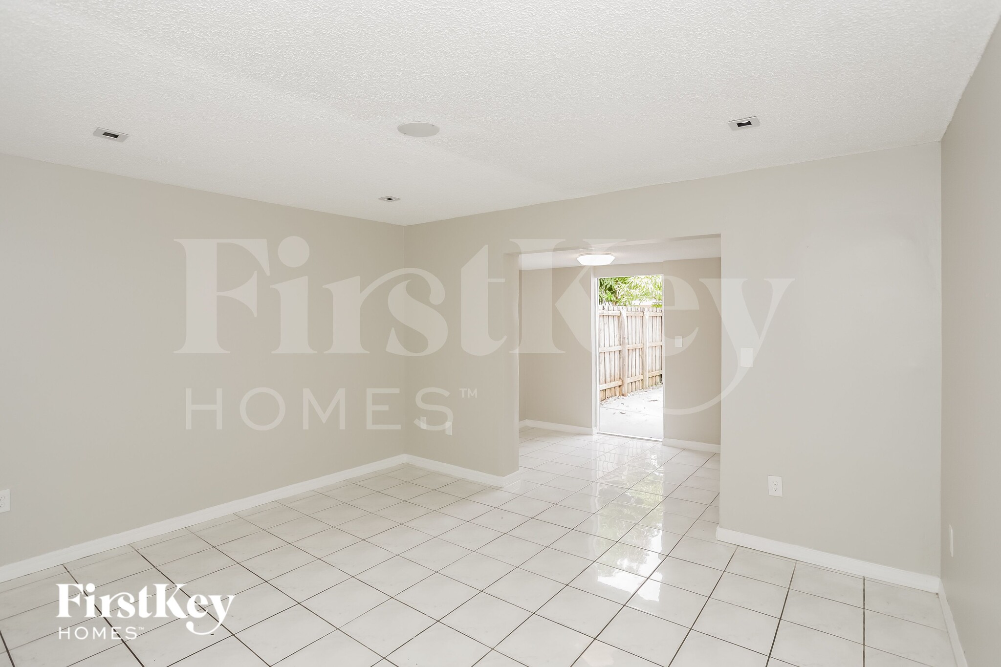 Building Photo - 4610 SW 143rd Ct W