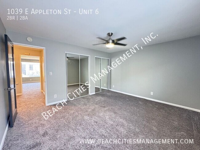 Building Photo - 1039 E Appleton St