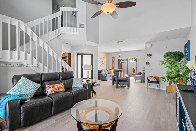 Building Photo - 9439 SW 123rd Ave Ct