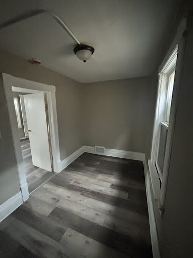 Building Photo - 1532 South 13th Street