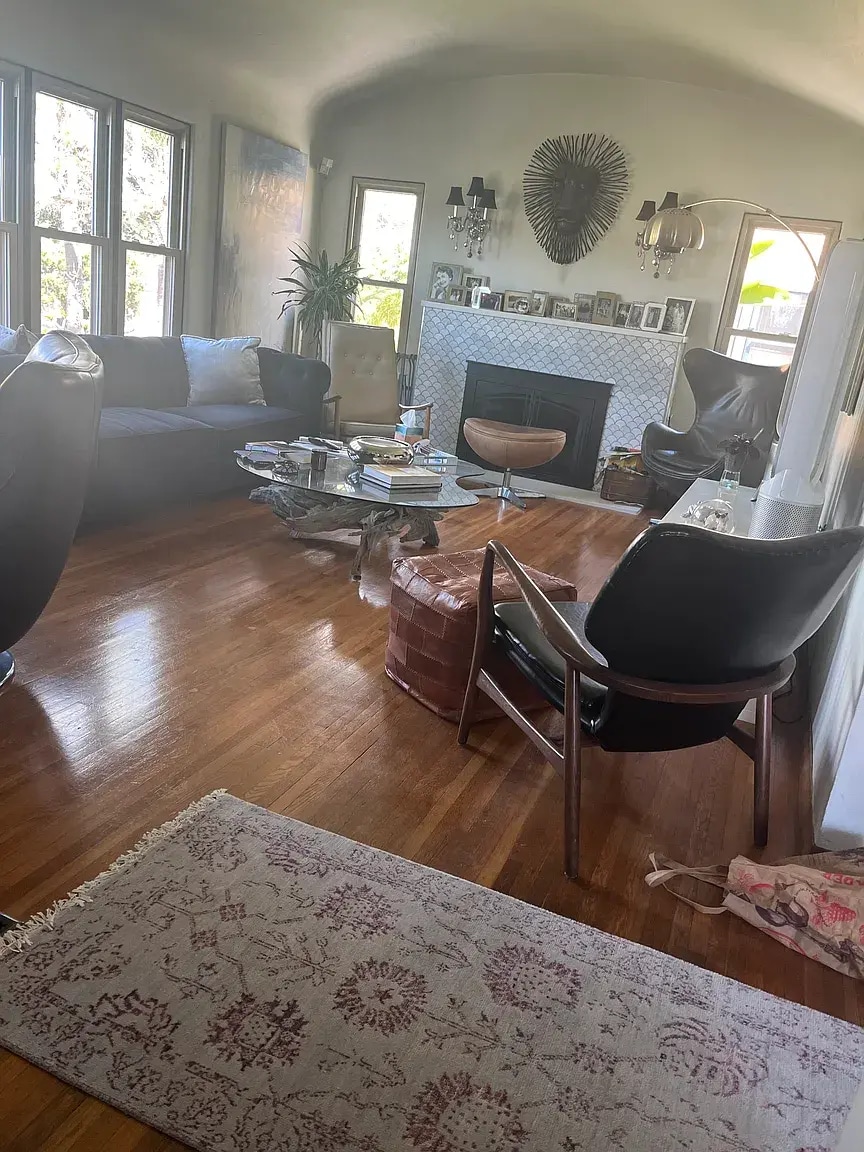 Living room - 2945 32nd St