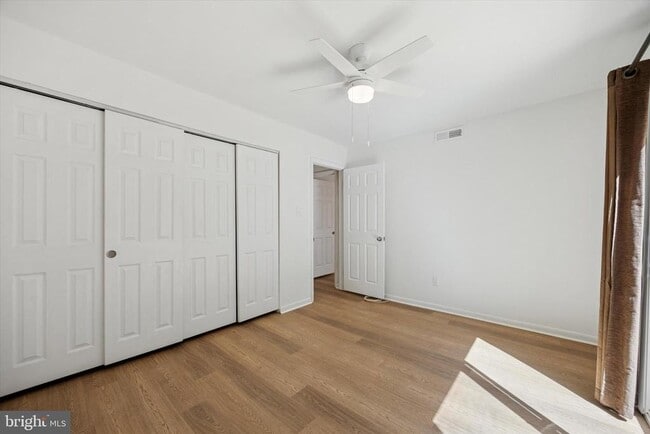 Building Photo - 153 Parker Ave