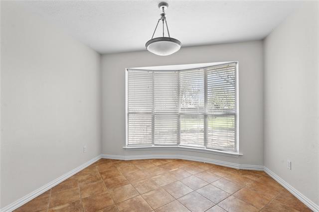 Building Photo - 1106 Almond Dr