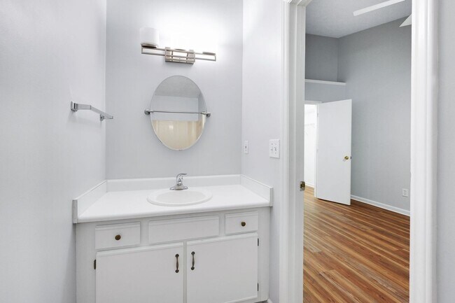 Building Photo - Charming 3BR House in Wilmington