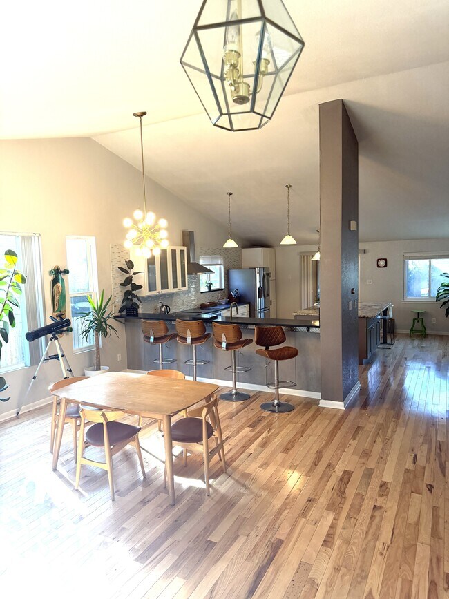 Building Photo - 2190 W 135th Ave