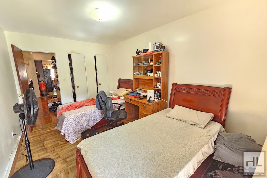 Building Photo - Spacious 2-Bedroom Apartment for Rent in A...