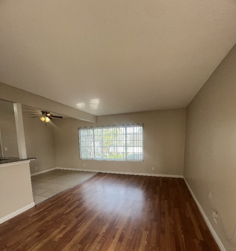 Building Photo - 10932 Palma Vista Ave