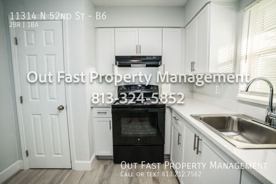 Building Photo - 11314 N 52nd St