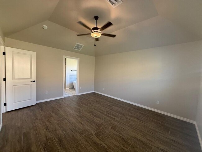 Building Photo - 8401 HazelWood Wy