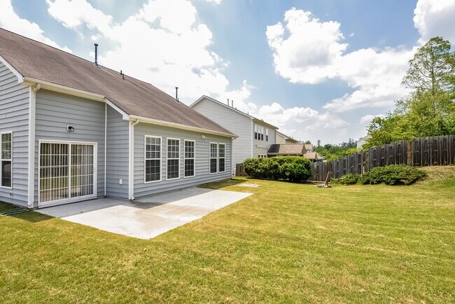 Building Photo - 802 Shefford Town Dr