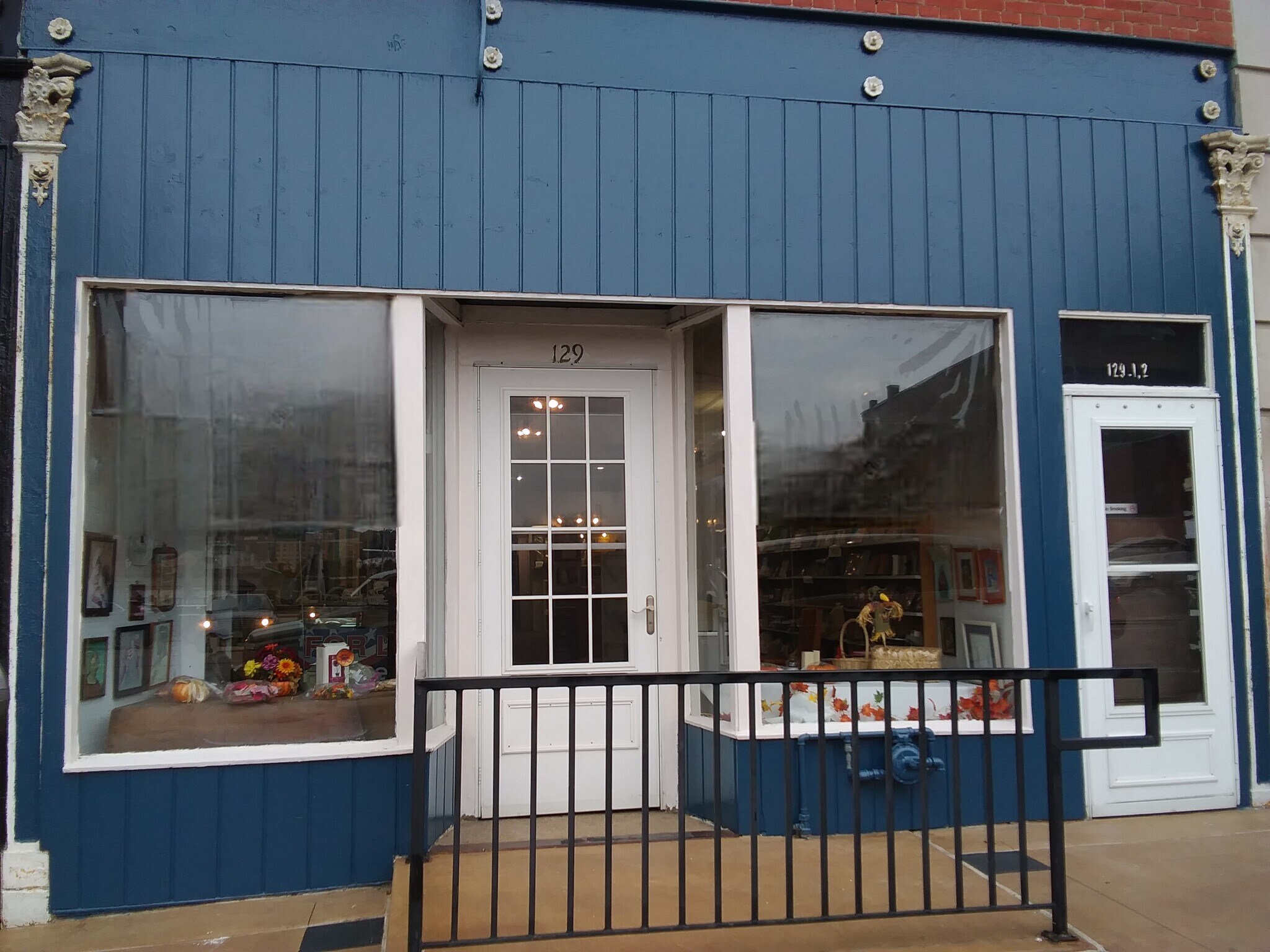 Building Photo - 129 Main St