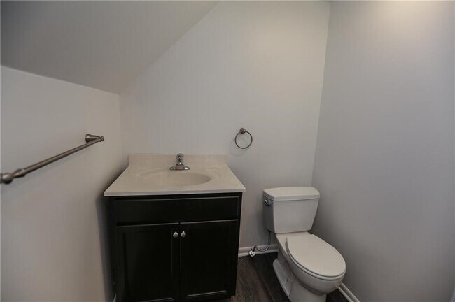 Building Photo - 258 Winton Rd