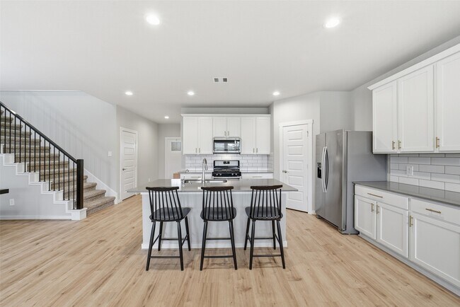 Building Photo - 28922 Yulee Mill Dr