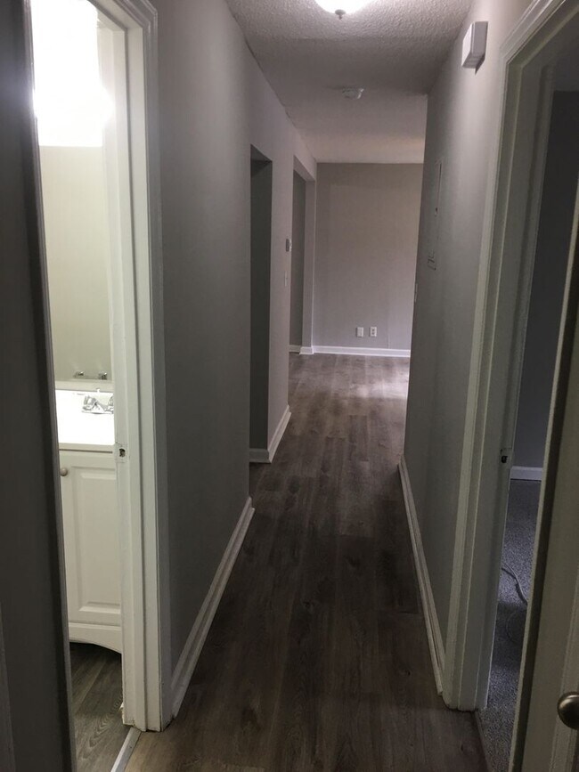 Building Photo - Newly Renovated 3 Bedroom Home in Durham!