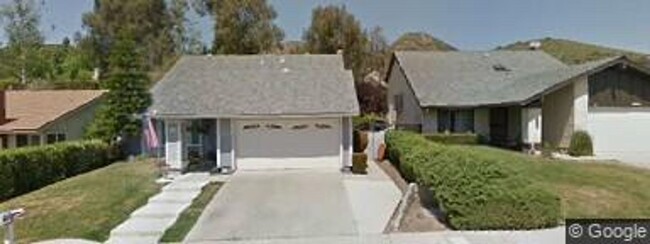 Building Photo - Beautiful Newbury Park 4-bedroom, 3-bathro...