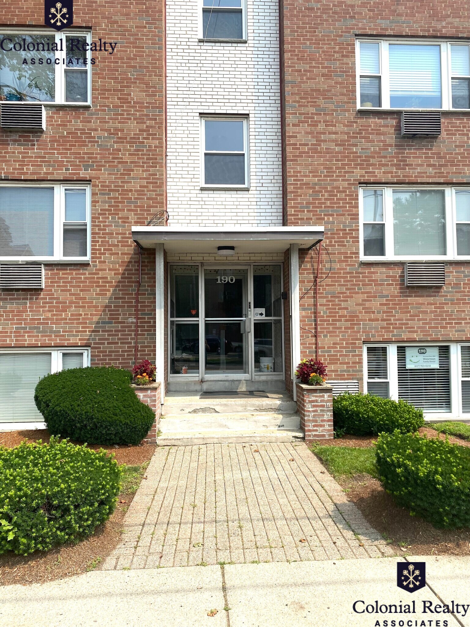 Building Photo - 190 Mt Auburn St