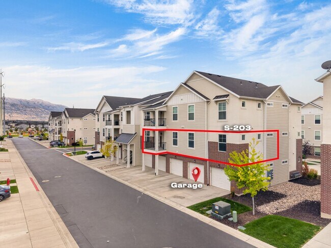 Building Photo - Spacious 3 Bed, 2 Bath Condo in The Exchange – Lehi, UT