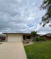 Building Photo - 14041 Brougham Dr