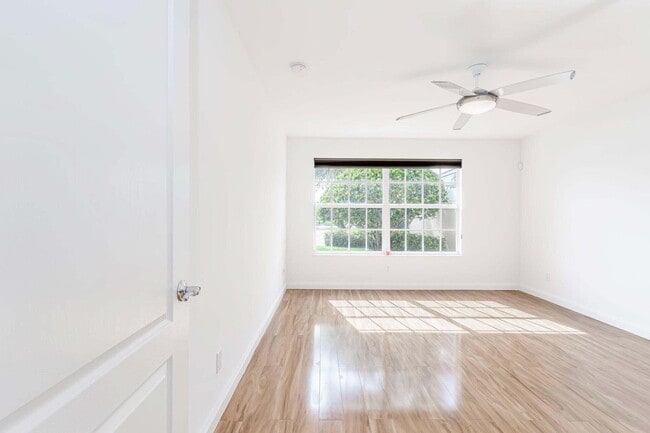 Building Photo - 8270 Eleuthera Ln