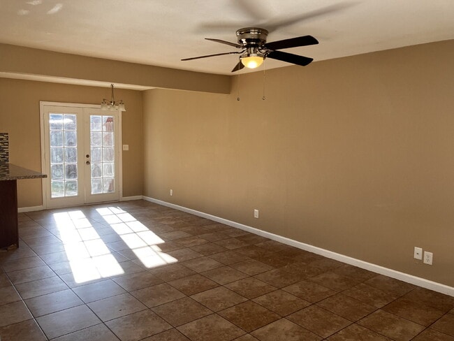 Building Photo - 1215 W 8th St