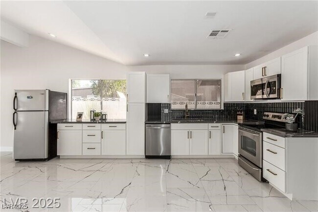 Building Photo - 3826 S Edmond St