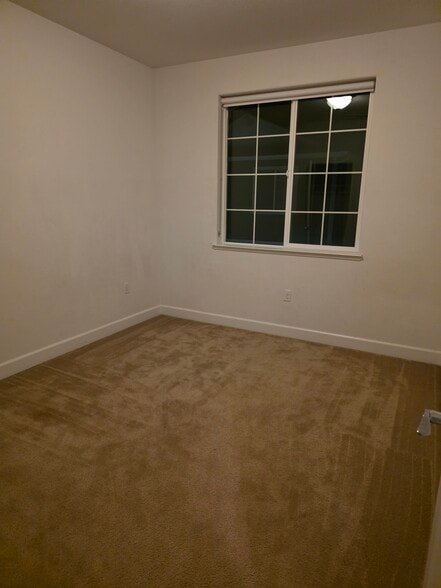 Building Photo - 5009 Telegraph Blvd