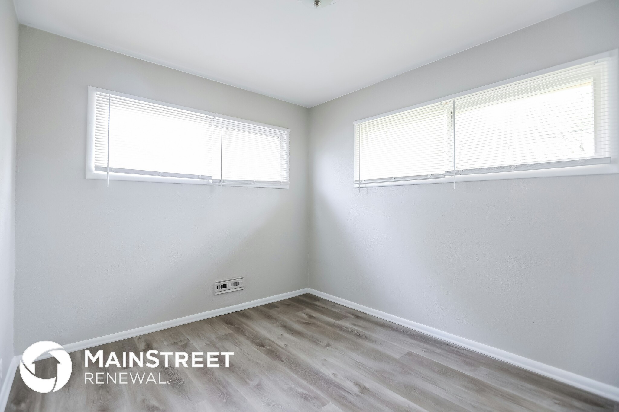 Building Photo - 7309 E 108th Dr