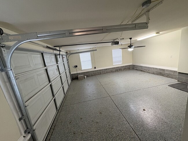 Building Photo - Harbour Breeze Estates