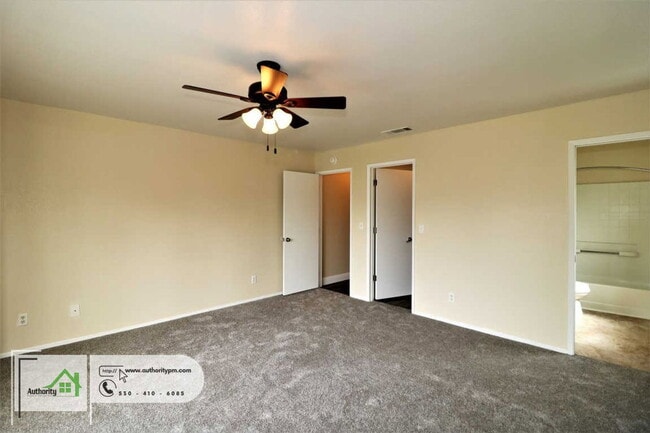 Building Photo - 3712 Canterbury Dr