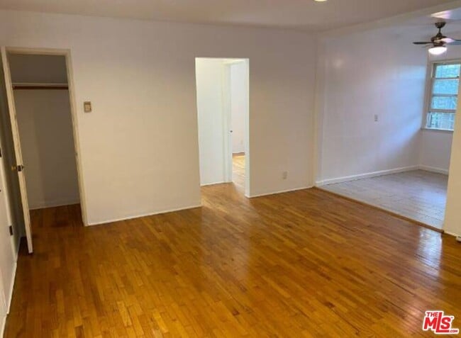 Building Photo - 3315 Caroline Ave