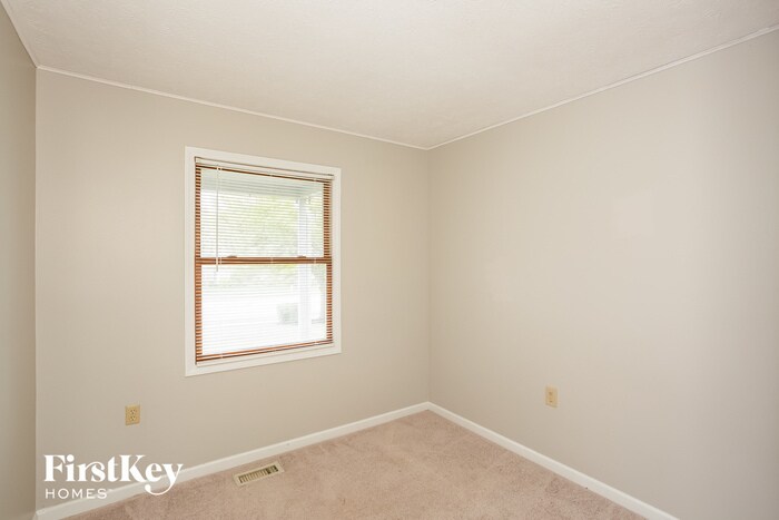 Building Photo - 6060 Pillory Dr