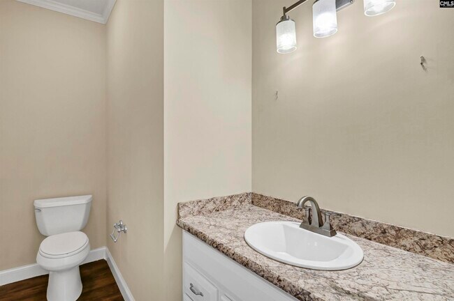 Building Photo - 28 Tall Palmetto Ln