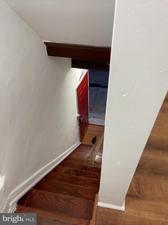 Building Photo - 613 S 8th St