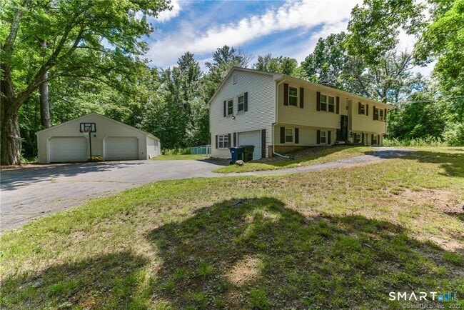 Building Photo - 179 W Granby Rd