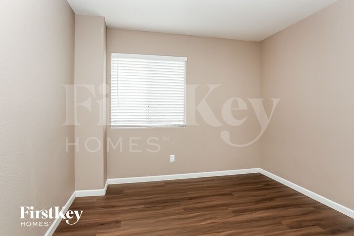 Building Photo - 9135 Green Frost Dr