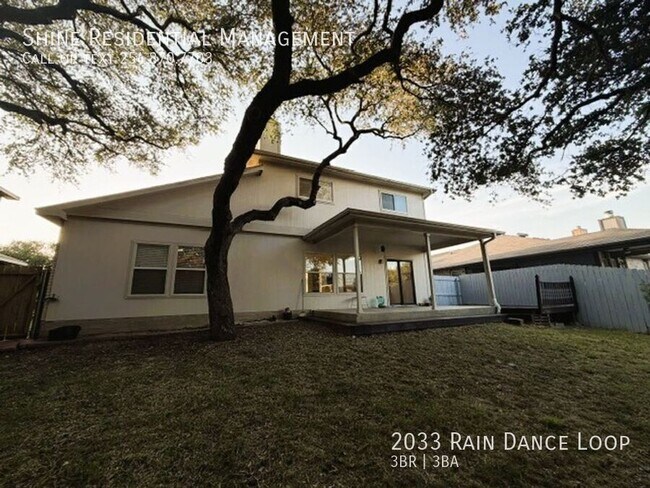 Building Photo - 2033 Rain Dance Loop