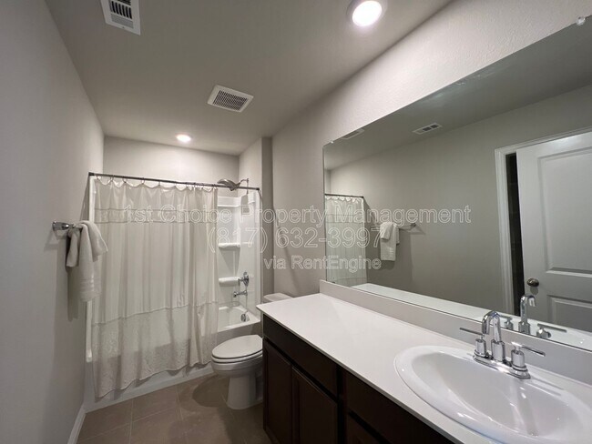 Building Photo - 225 Lemley Dr