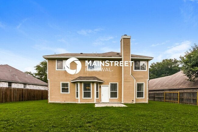 Building Photo - 3 Bedroom Pet-Friendly Home in Converse, TX with Main Street Renewal