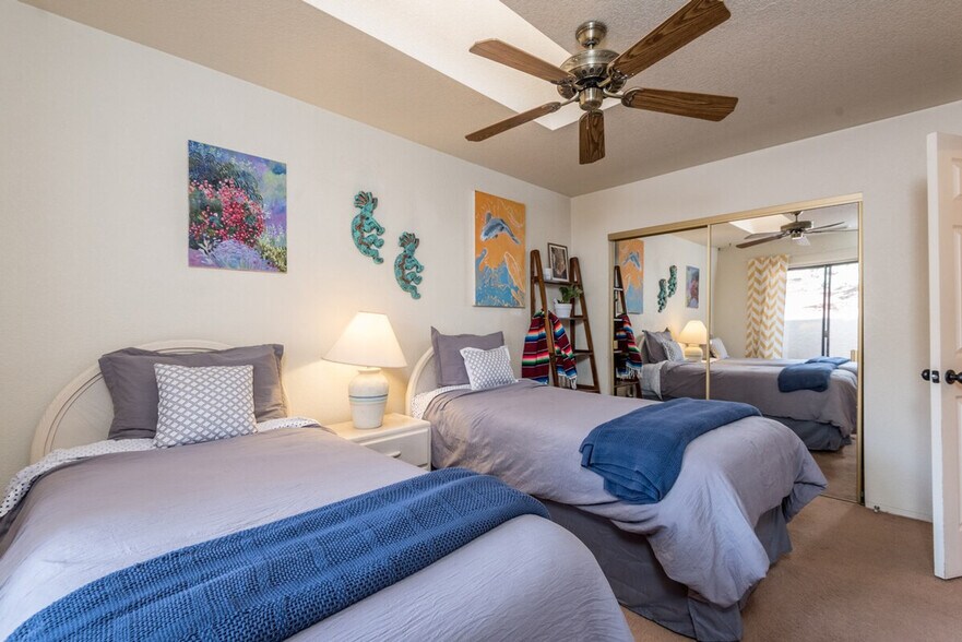 Building Photo - 505 Jacks Canyon Rd