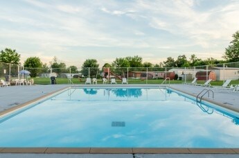 Building Photo - Greenbriar Estates