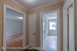 Building Photo - 180 Cliftwood Rd