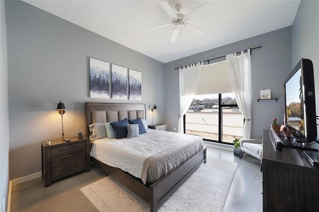 Building Photo - 2525 S Lamar Blvd