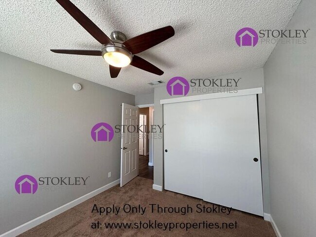 Building Photo - 2397 Lake Meadow Cir